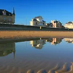 Les Tourelles - & En Bord De Aldeamento Turístico Asnelles