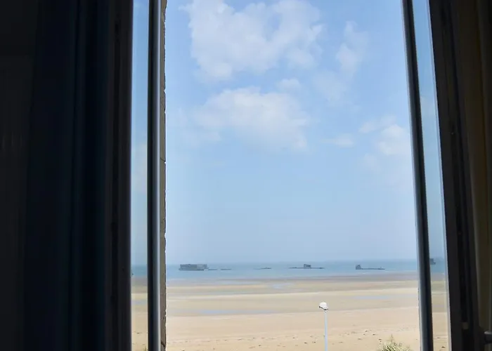 Les Tourelles Village De