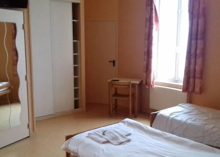 Les Tourelles Village De 4*