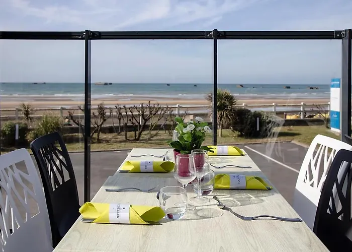 Les Tourelles Village De 假日公园 4*