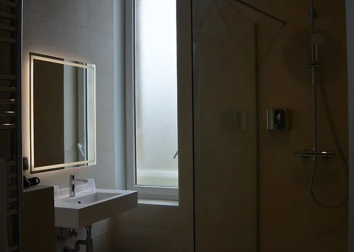 Les Tourelles Village De 4*