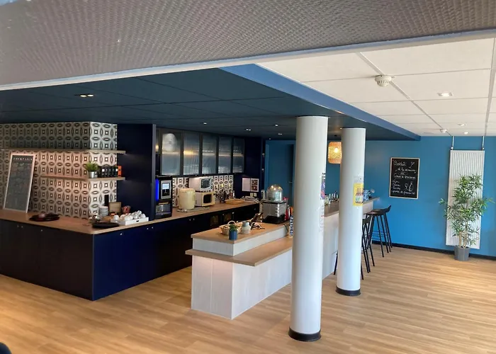 Les Tourelles Village De 4*