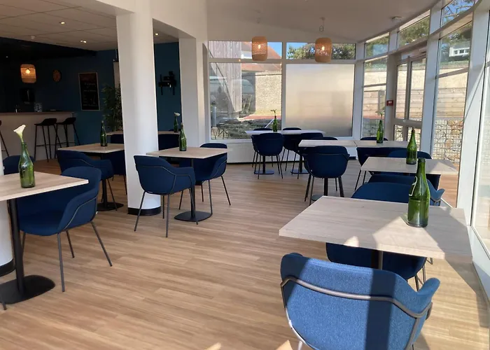 Les Tourelles Village De 4*