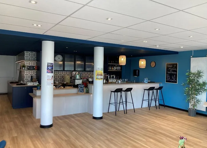 Les Tourelles Village De Asnelles